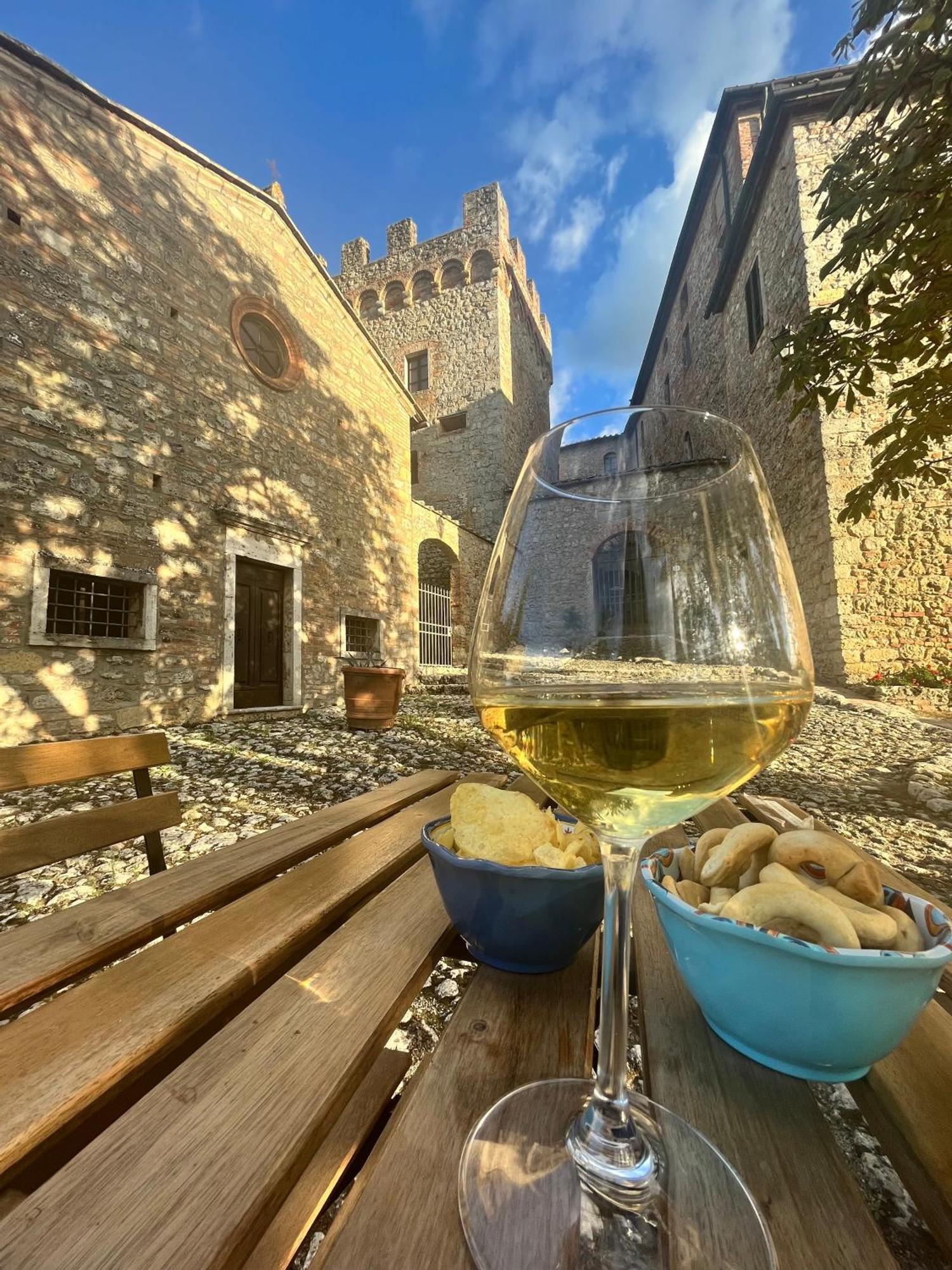 Castel Pietraio Villa Monteriggioni Exterior foto